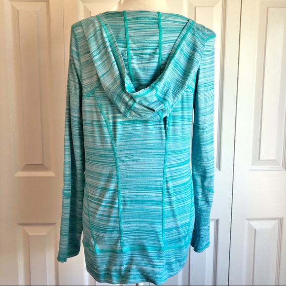 Zella Turquoise Blue Athletic Pullover Hoodie Top Large - Picture 10 of 13